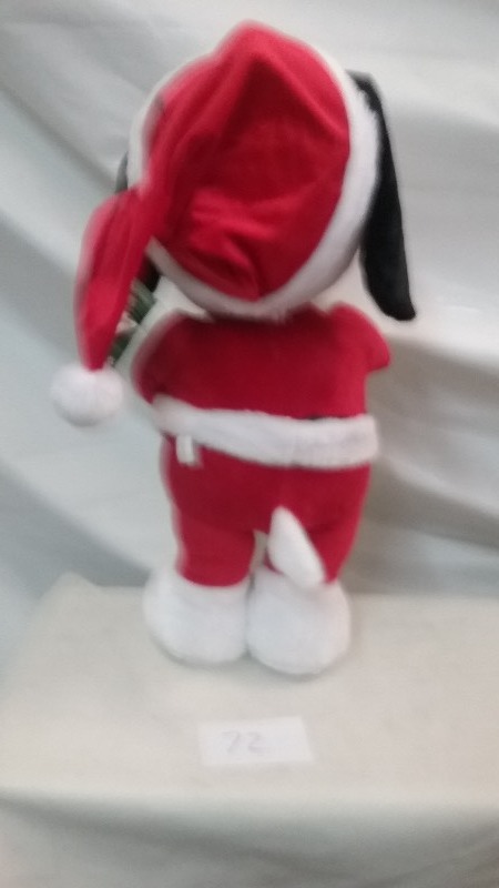 34 Holiday Snoopy