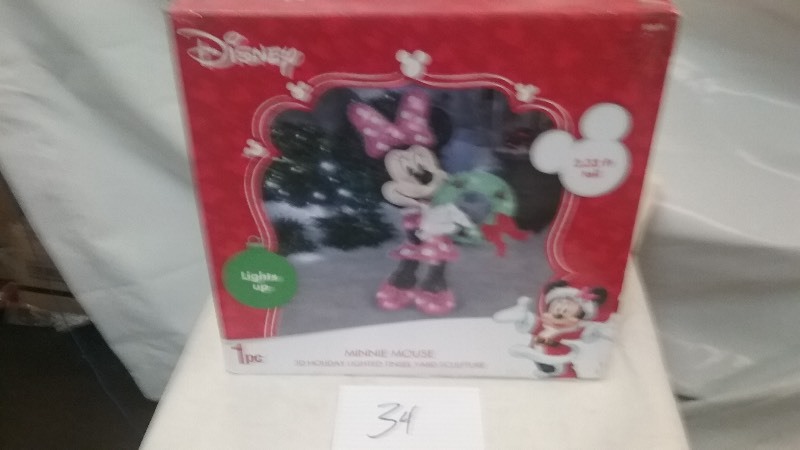 Minnie Mouse, 2.3 Height