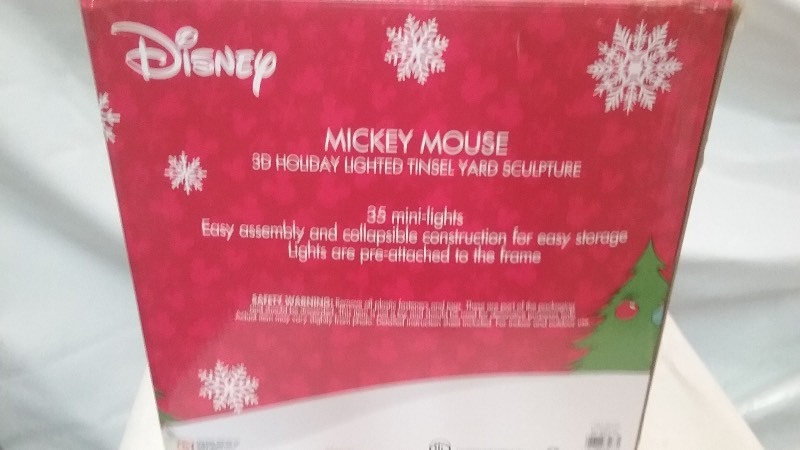 Minnie Mouse, 2.3 Height