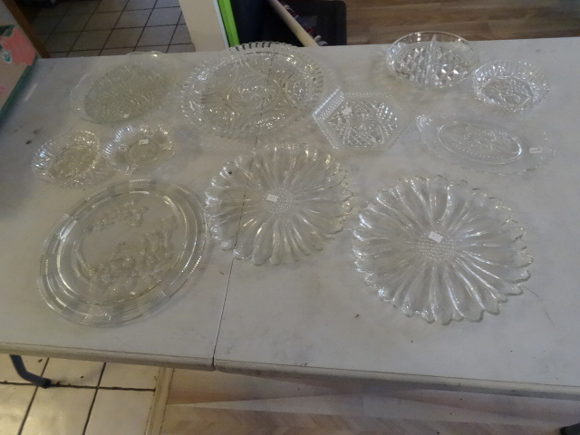 lot 26 image: Assorted Glass Trays - Relish, Candy Dishes