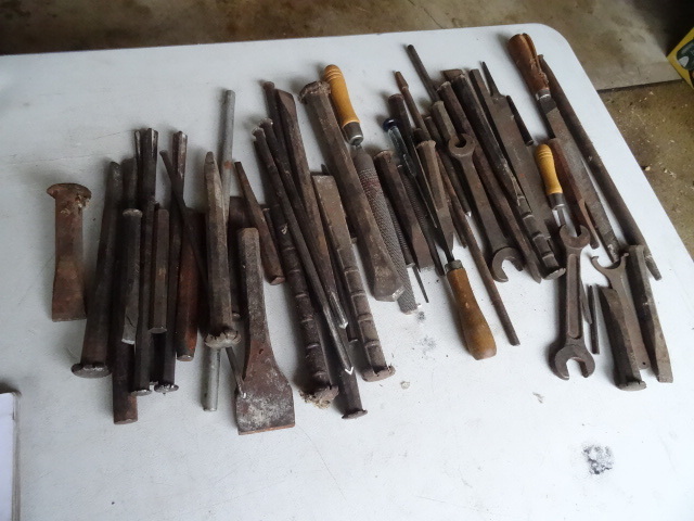 lot 50 image: Variety Of Chisels, Punches & Files
