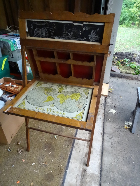 lot 51 image: Vintage Folding Desk WPaper Roll