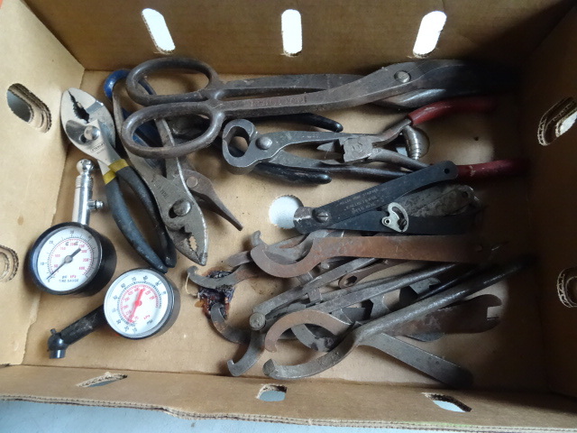lot 58 image: Misc pliers, Spanner Wrenches,