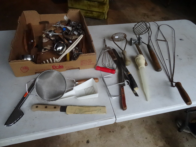 lot 64 image: Misc Variety Vintage Kitchen Utensils