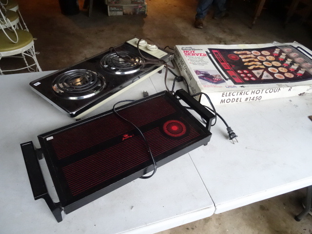 lot 70 image: Vintage Hot Plates, Electric Cook TopRange