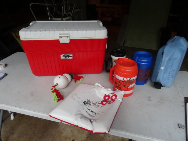 lot 75 image: Thermos Cooler, Water Jug,