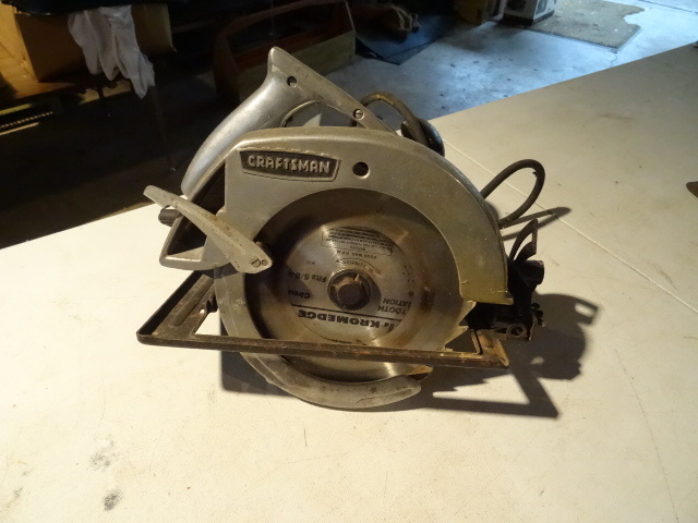 lot 106 image: Craftsman 7 Skilsaw