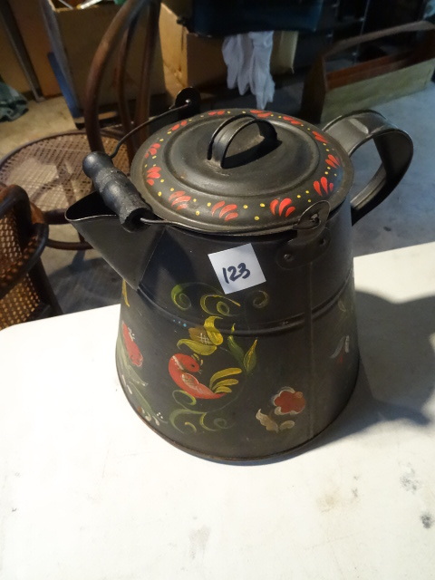 lot 123 image: Vintage Metal Painted Coffee Pot