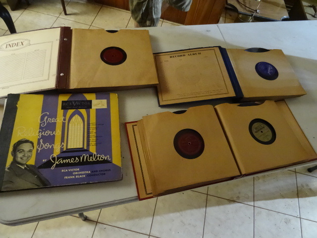 lot 201 image: Vintage 78s 4 Books Of