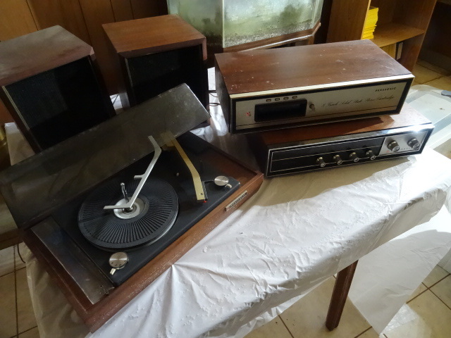 lot 227 image: Variety Panasonic 8 Track Player Components