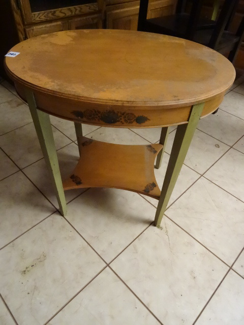 lot 242 image: Vintage Wood End Table WWood Burn