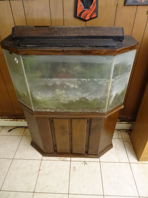 lot 280 image: Aquarium WCabinet & Accessories,