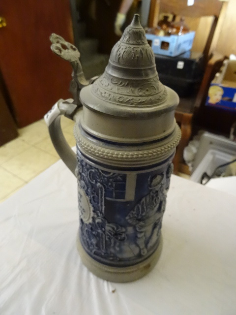 lot 287 image: 1 Beer Stein German Theme