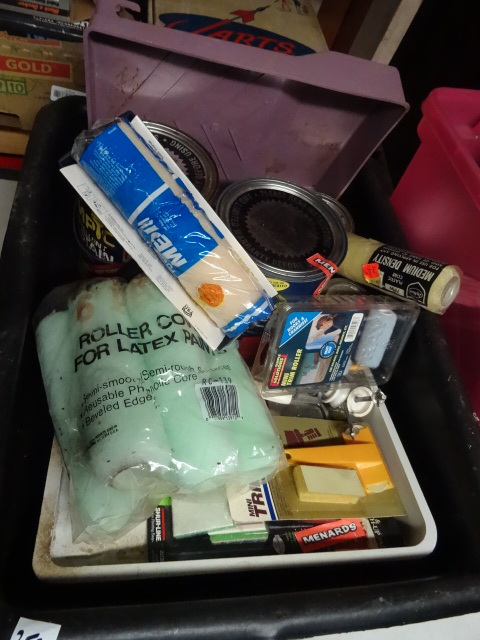 lot 352 image: Misc Painting Supplies