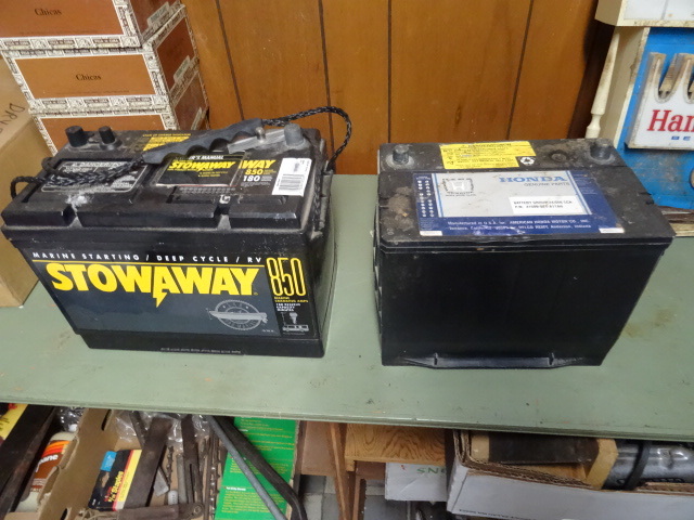 lot 354 image: Honda 550CCA Battery,