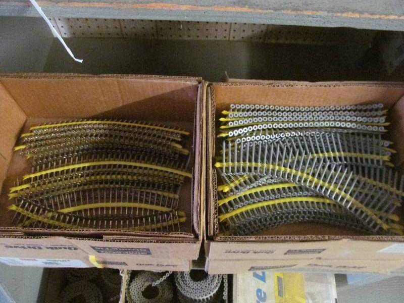 lot 23 image: sheet rock screws