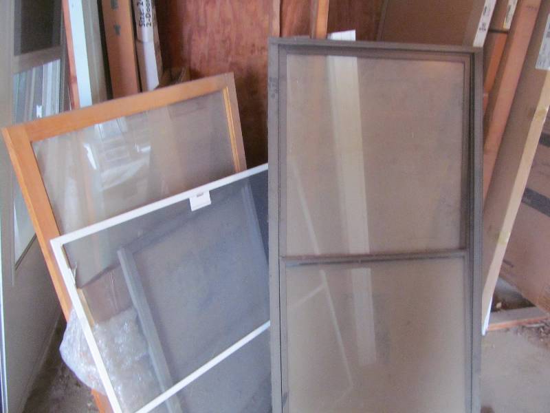 lot 31 image: windows