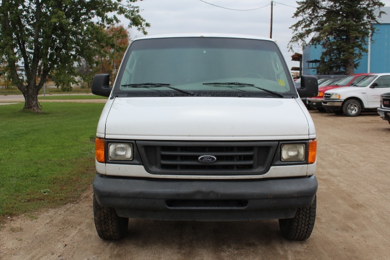 2003 Ford E350 Econoline Van