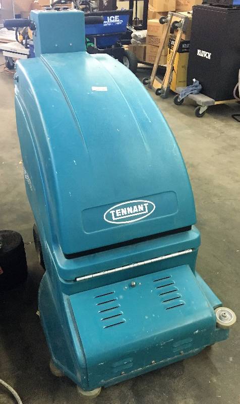 lot 3 image: Tennant 2550 Walk Behind Floor Burnisher