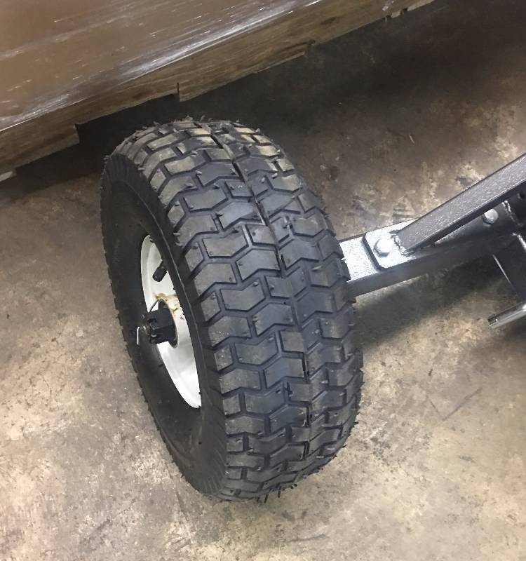 lot 32 image: ATV Weight Distribution Dolly