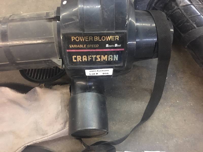 lot 35 image: Craftsman Power Blower