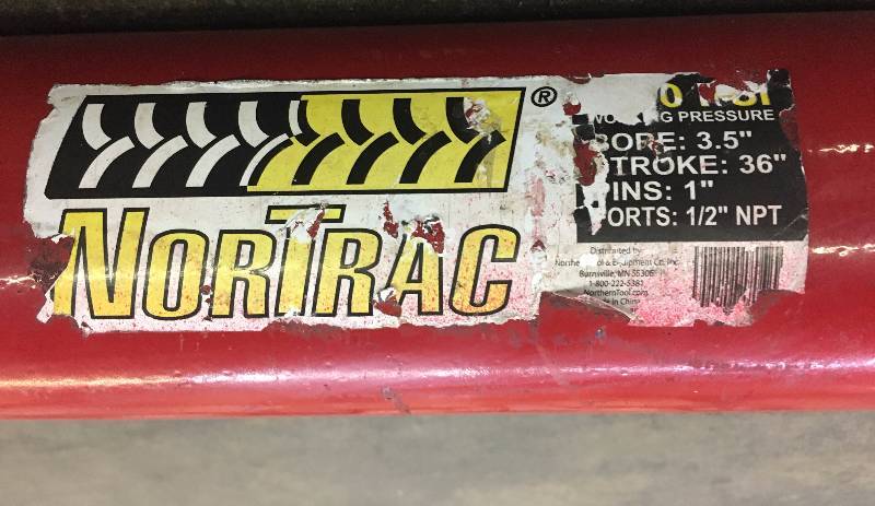 lot 43 image: NorTrac Heavy-Duty Welded Cylinder