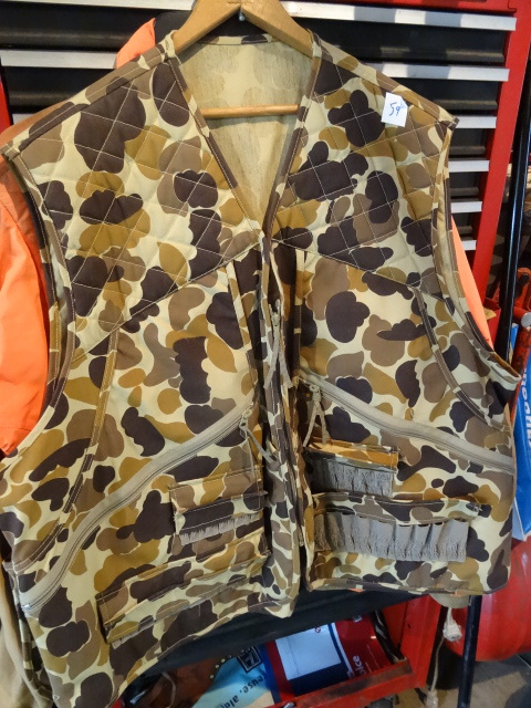 Camo 12 Gauge Vest XXL