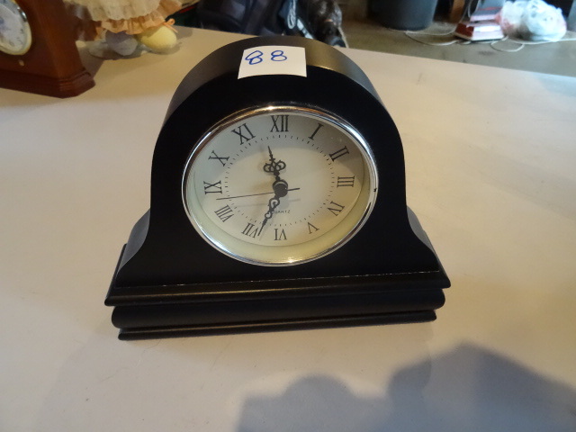 Quartz Mantel Clock