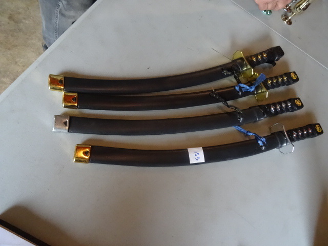 4 Plastic Swords