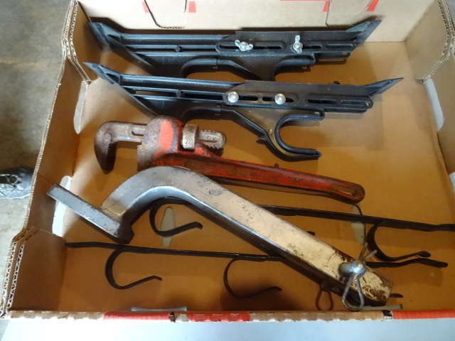 Fuller Pipe Wrench, 1.5 Hitch,