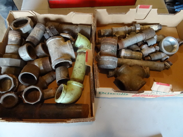 Misc Metal Pipe Fittings