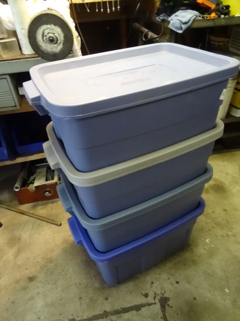10 Gal. Totes Qty 3, 14 Gal. Totes, Qty 1