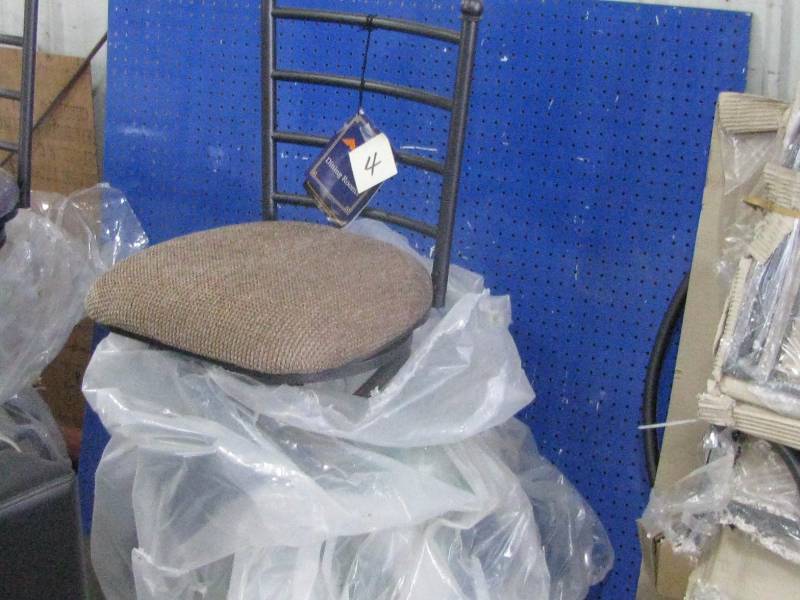 Swivel Bar Stool