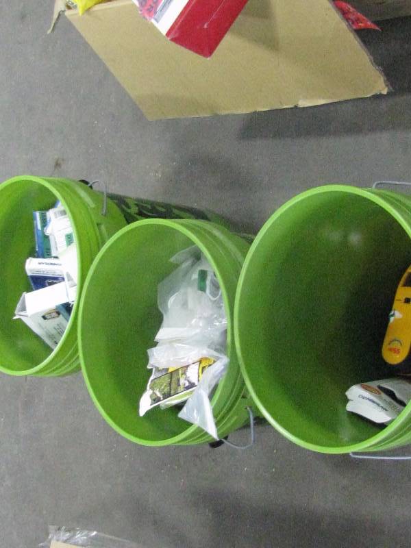 Misc lot wPails