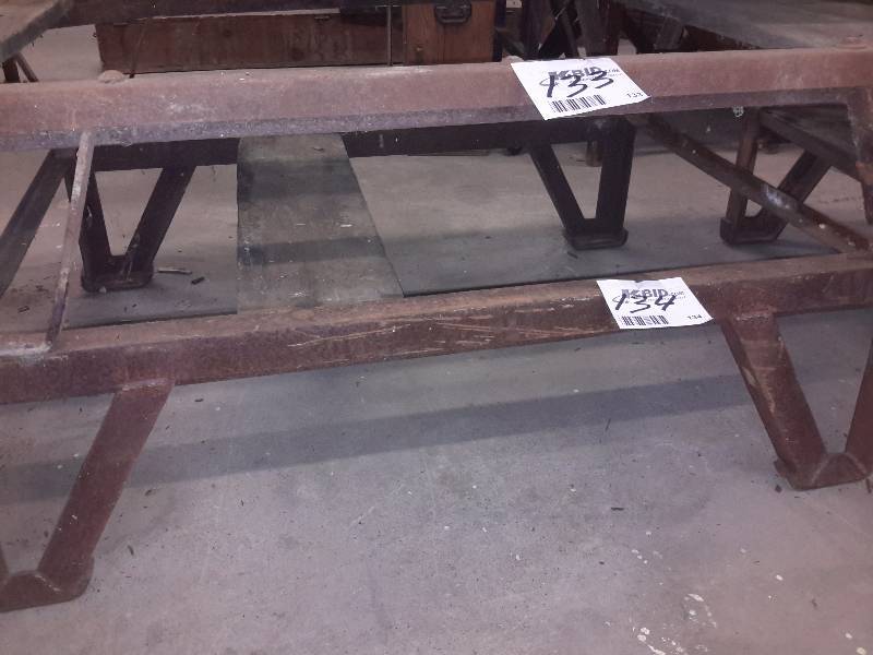 lot 134 image: Steel & wood Railroad Pallet 