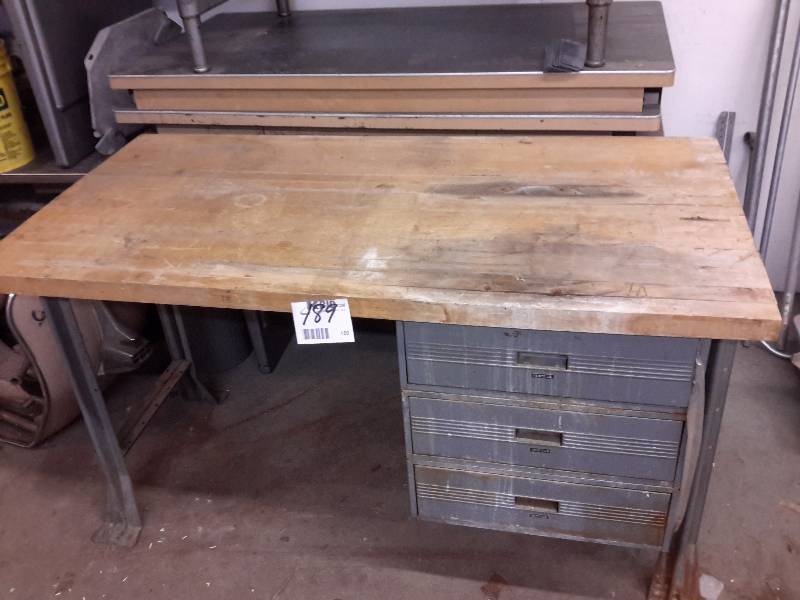 lot 189 image: Butcher block top work bench, with 3 draqwers