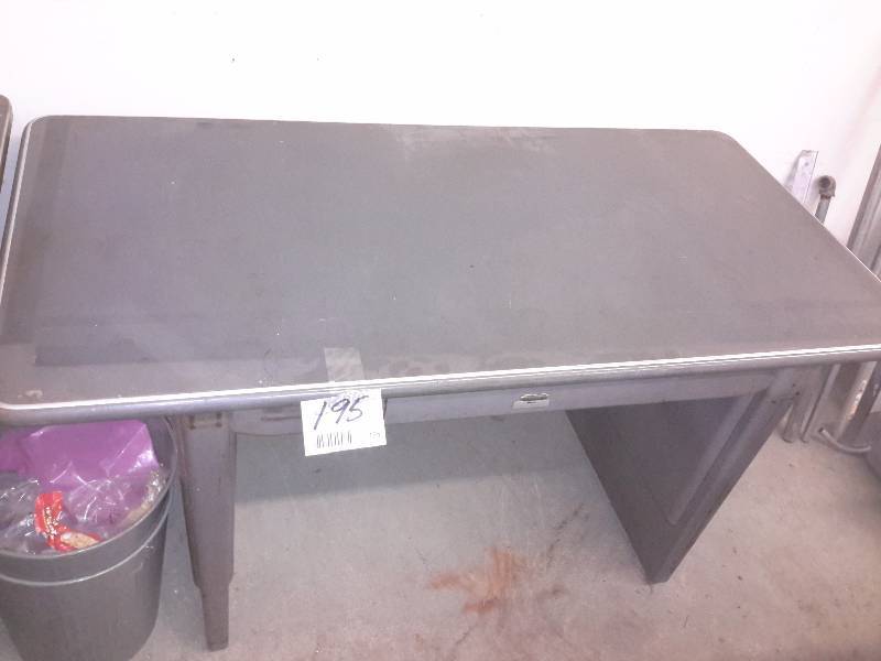 lot 195 image: Vintage All Steel Equipment  table with drawer
