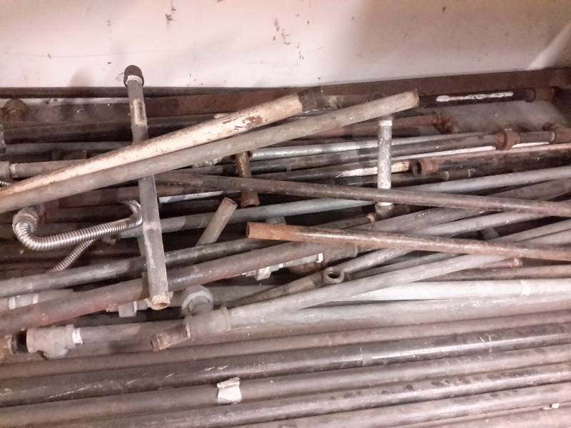 lot 155A image: Large lot of Pipe and Aluminum