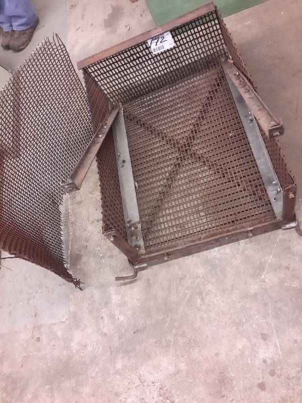lot 172 image: HD Industrial Wire Bin