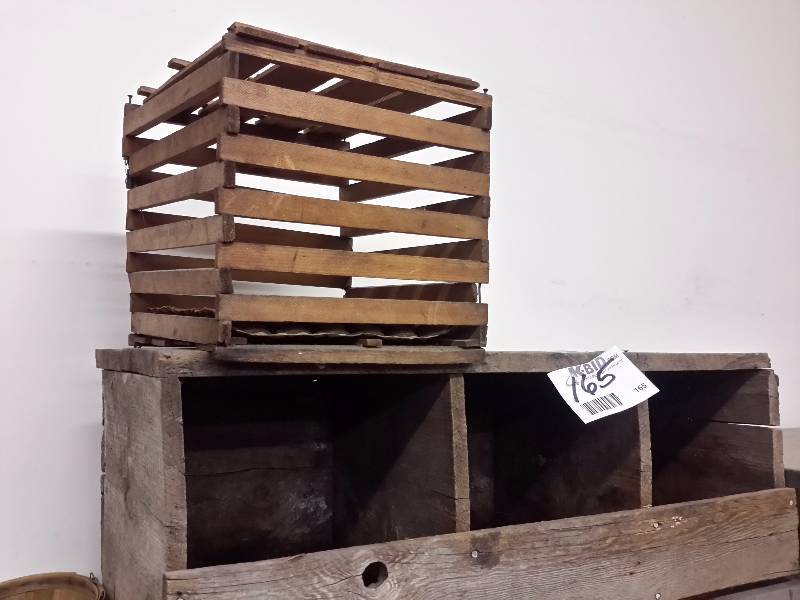 lot 165 image: chicken nesting box & egg basket