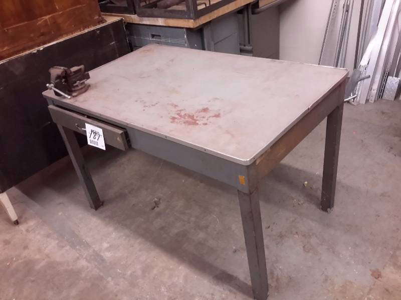 lot 181 image: Steel work  table O xwall  Vice &  2 drawers
