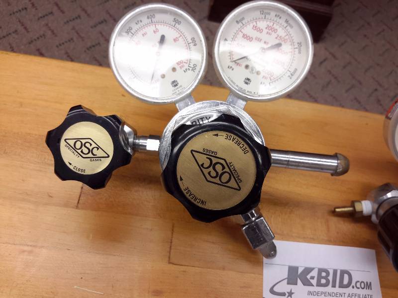 lot 56 image: 3 Regulator Valves
