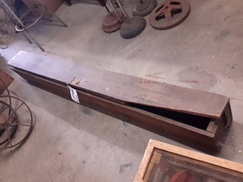 lot 109 image: Douglas colapsible voting booth dissasembled. Looks complete,but please inspect
