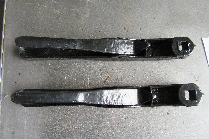 lot 73 image: 20 sq. mnt spring release handles