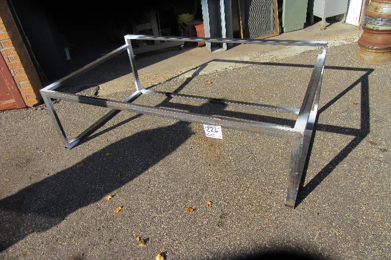 lot 226 image: Welded Steel Frame