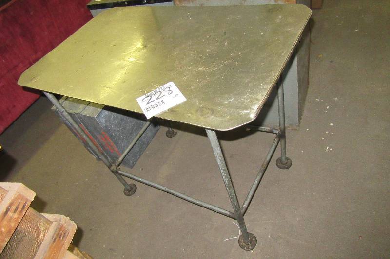 lot 228 image: steel work table