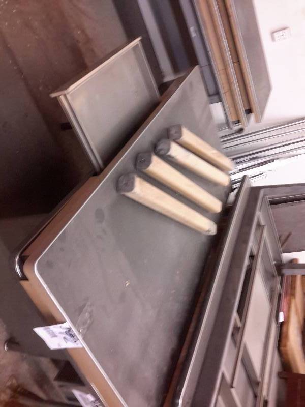 lot 194 image: Vintage Art Metal  table with drawer