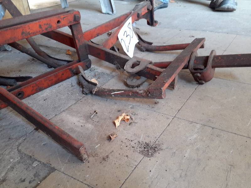 lot 238 image: Pull behind Garden Tractor single row cultivator