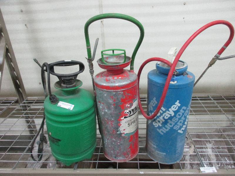 Sprayers and tripod
