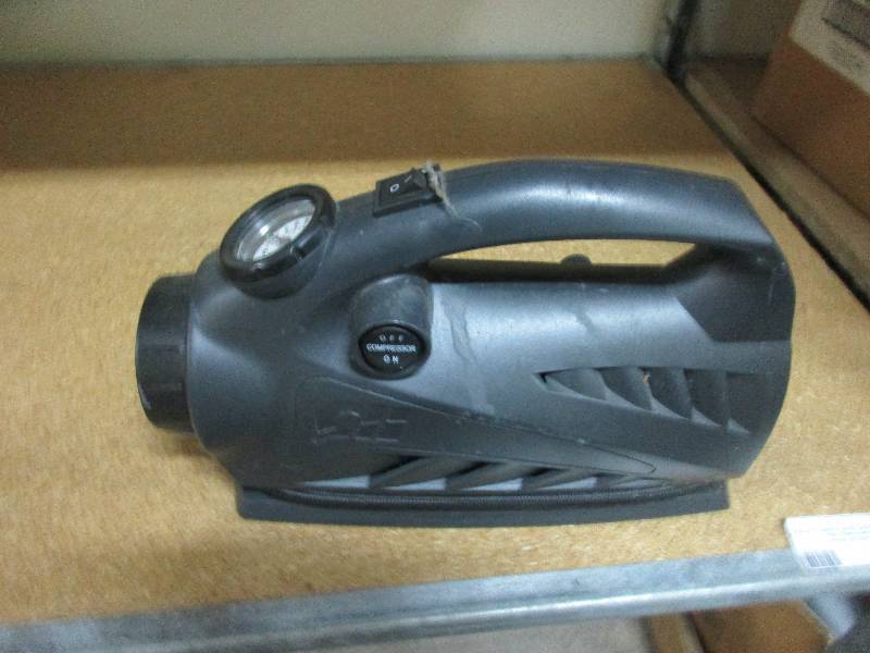Tire inflator